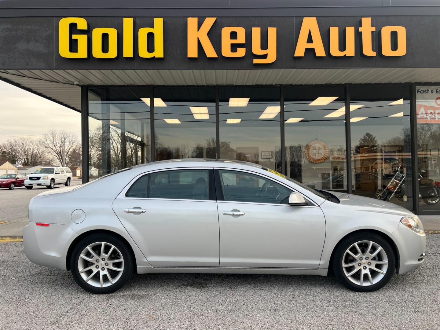 2011 Silver Ice Metallic Chevrolet Malibu LTZ (1G1ZE5EU7BF) with an 2.4L L4 DOHC 16V FFV engine, 6-Speed Automatic transmission, located at 1633 W Kimberly, Davenport, IA, 52806, (563) 323-5341, 41.559456, -90.598732 - Photo#0